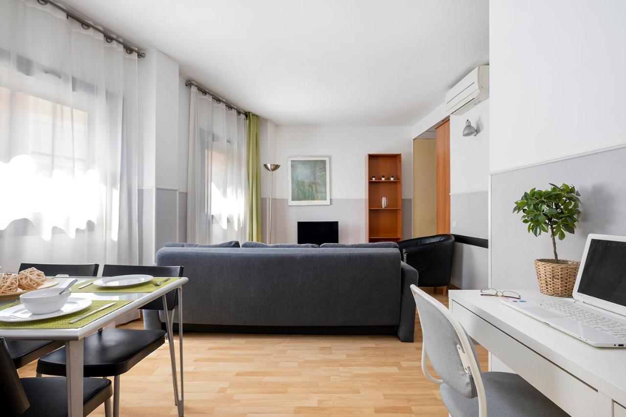 Apartments Sata Park Guell Area Barcelona Zewnętrze zdjęcie